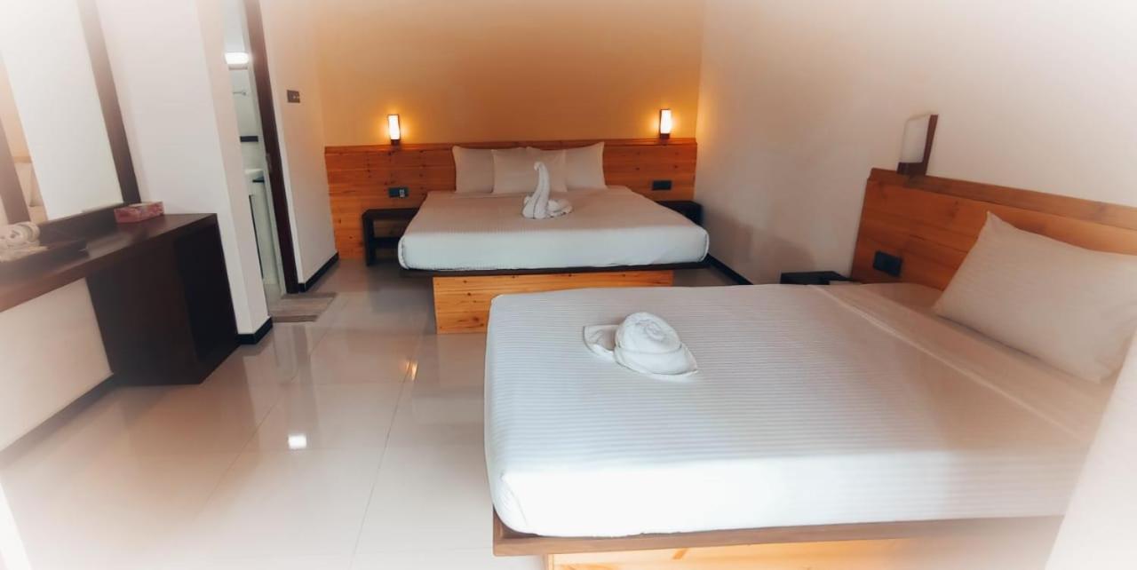 Hotel Bella Vista Анурадхапура Екстериор снимка