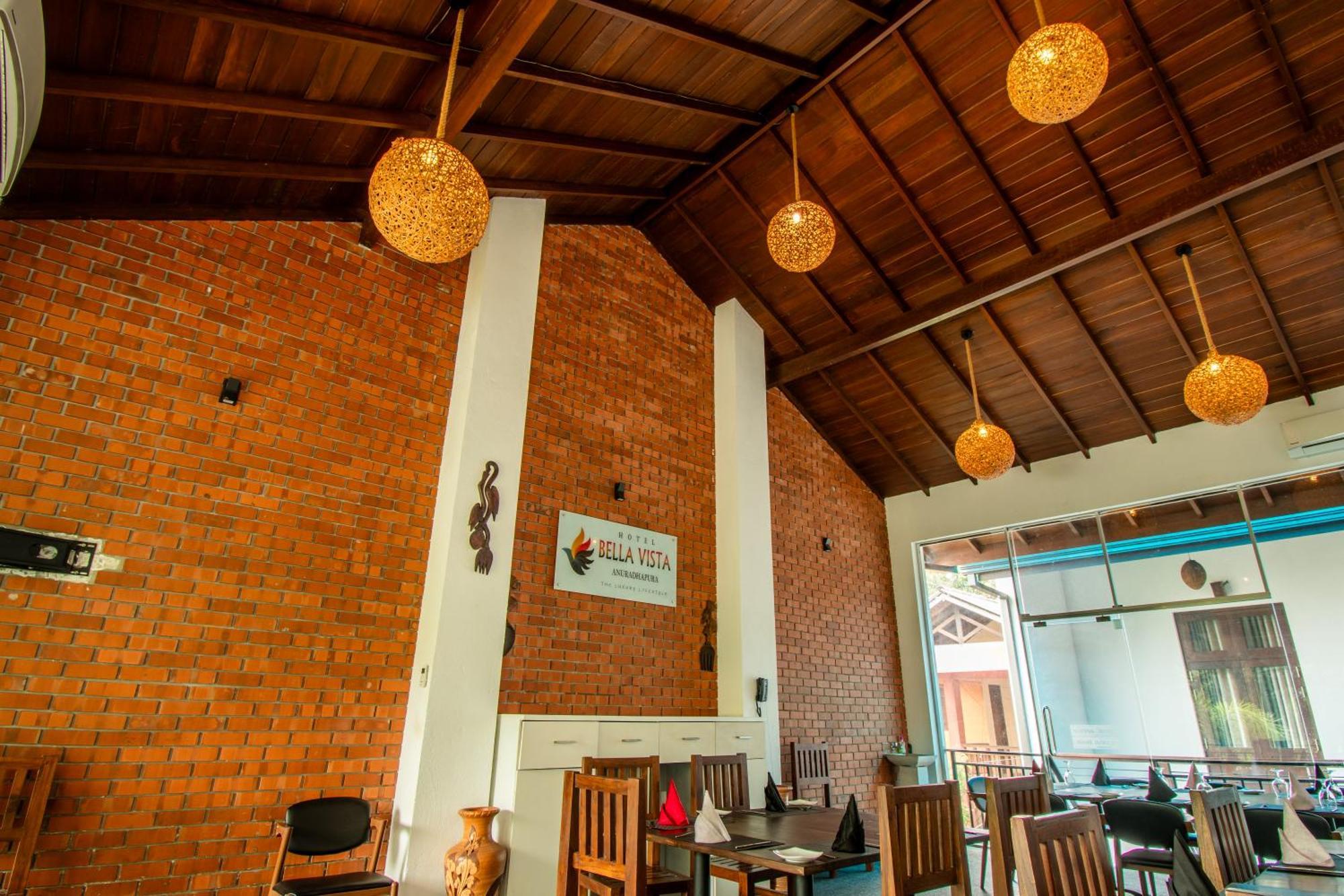 Hotel Bella Vista Анурадхапура Екстериор снимка