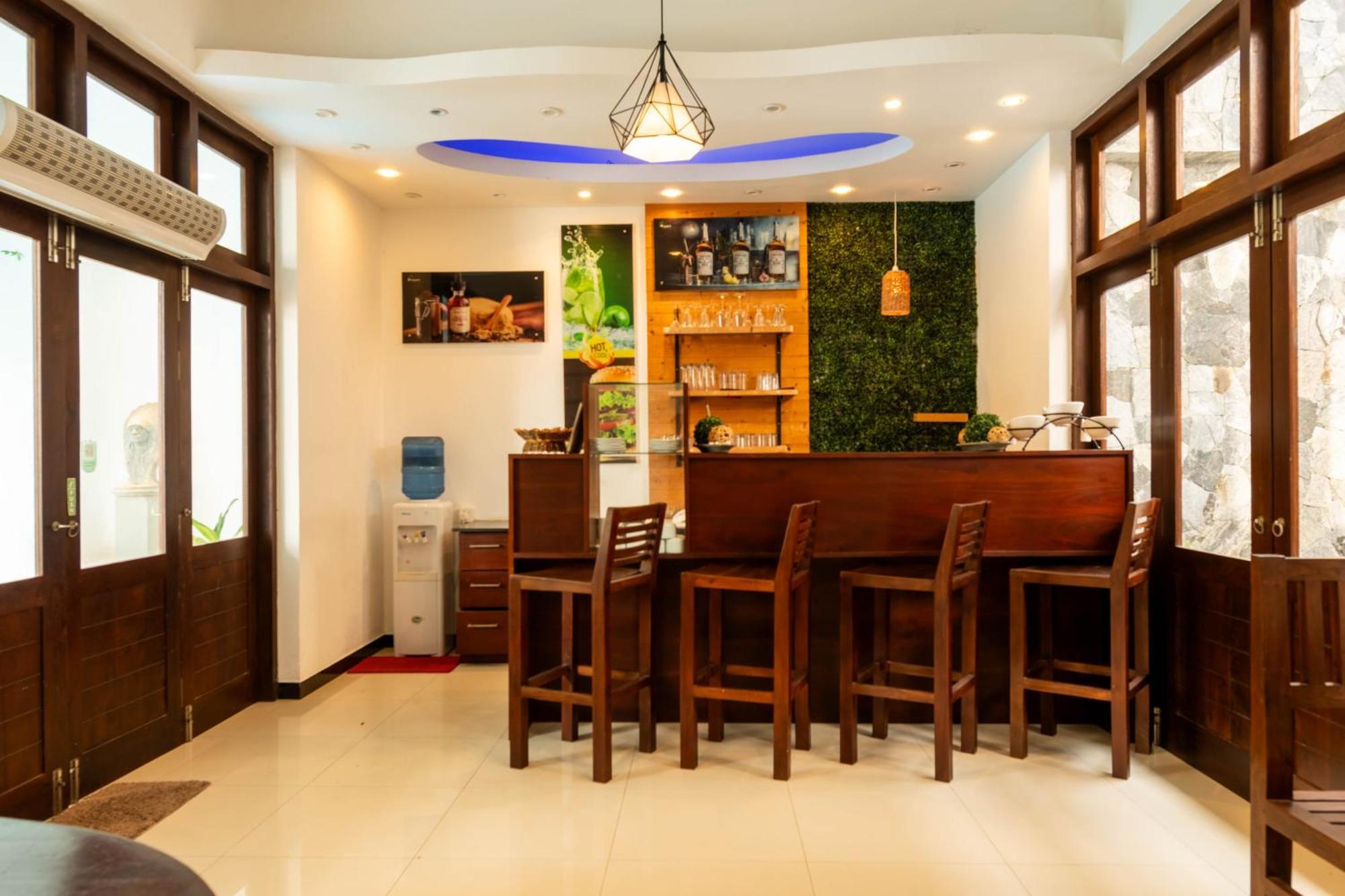 Hotel Bella Vista Анурадхапура Екстериор снимка