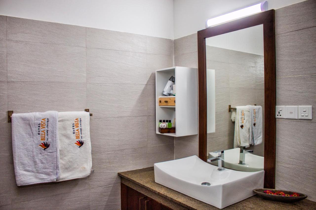 Hotel Bella Vista Анурадхапура Екстериор снимка